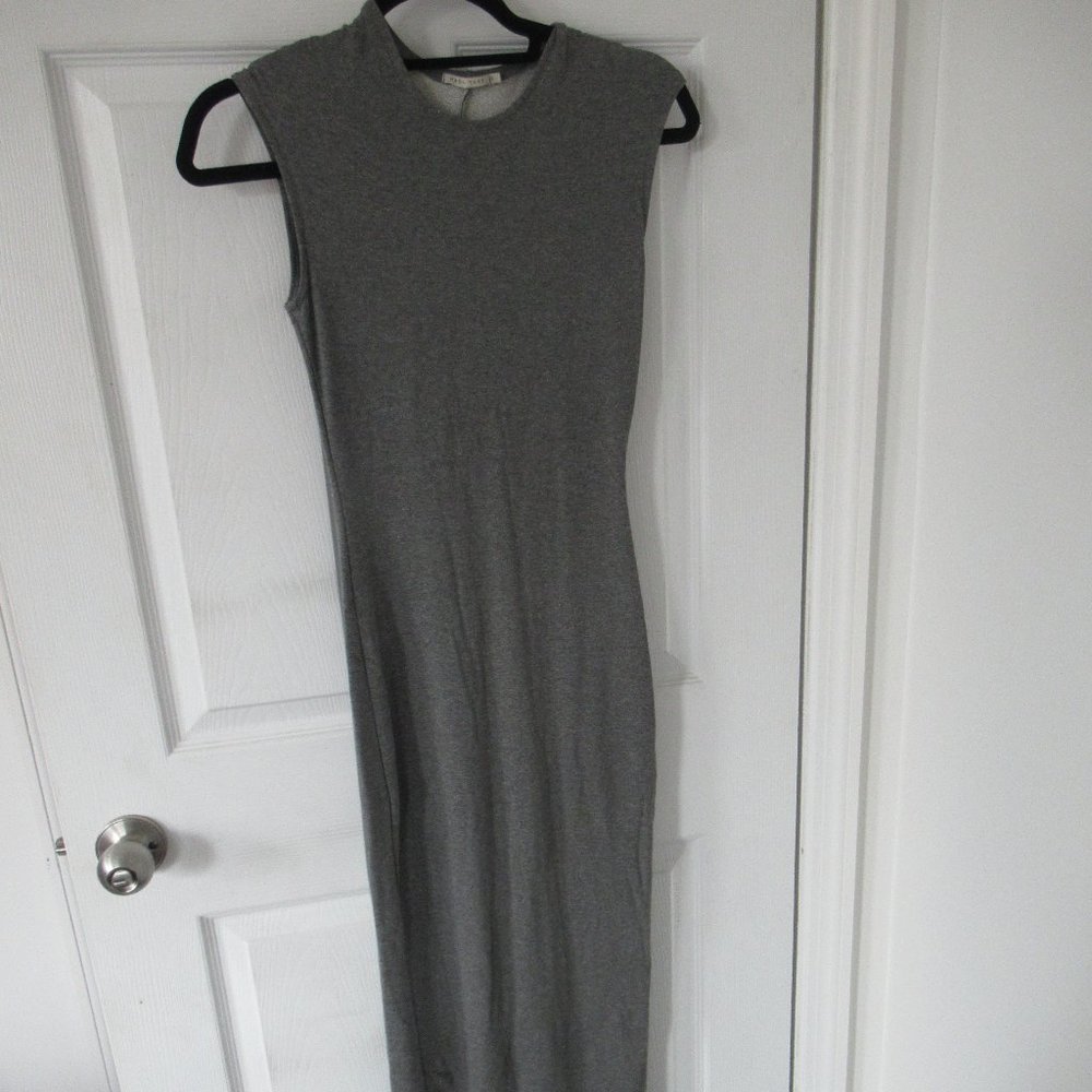 Nadia Tarr Sleeveless Gray Bodycon Midi Dress size S